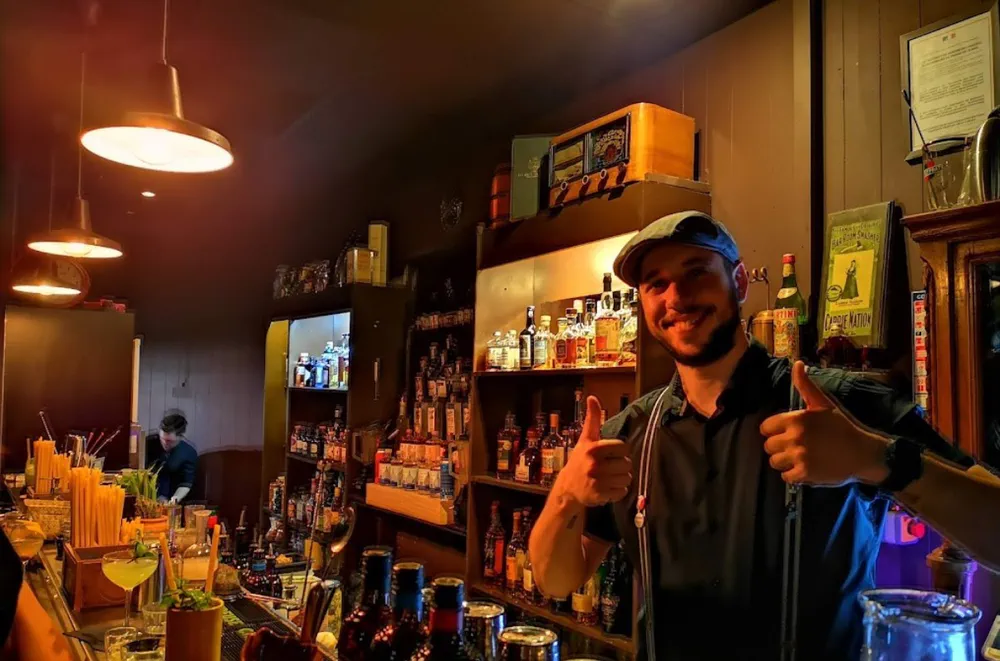 What to do in Marseille at night: discover a unique speakeasy - Photo by diegoenfrance.com