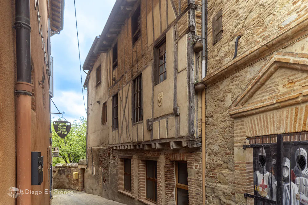 Traditional architecture with half-timbered houses in the historic heart of Lavaur.